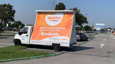 Quanto Costa un Camion Vela Pubblicitario? Guida ai Fattori di Prezzo